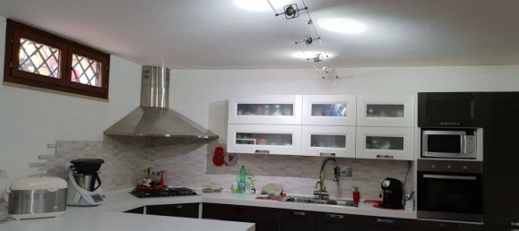 2 bedrooms Villa in Rome, Italy No. 278060 12