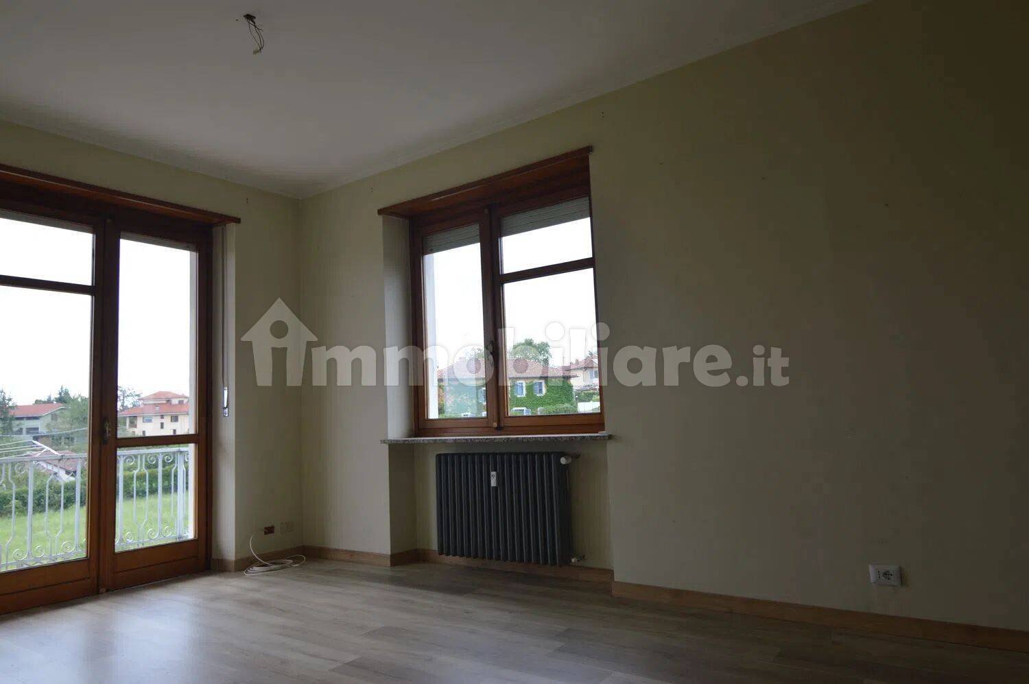 Квартира с 2 спальнями в Буттильера д'Асти, Италия № 324010