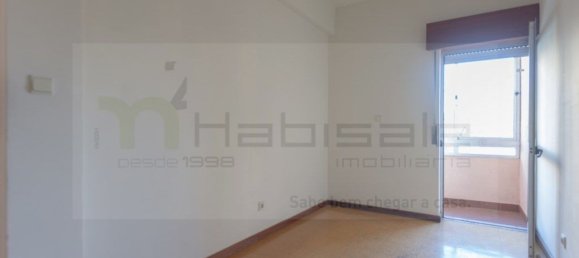 3 bedrooms Apartment in Loures, Portugal No. 94695 11