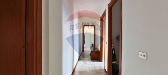 2 bedrooms Apartment in Carlazzo, Italy No. 319451 4