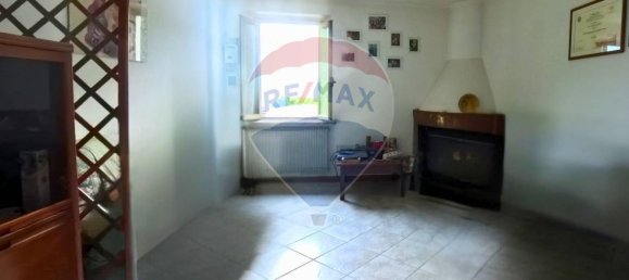 2 bedrooms Apartment in Carlazzo, Italy No. 319451 6