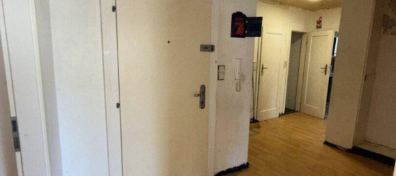 4 rooms Apartment in Meidling, Austria No. 177023 9