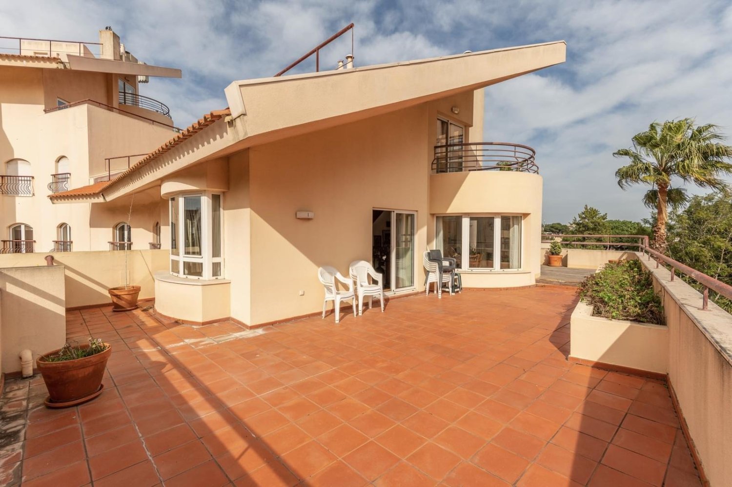 4 bedrooms Apartment in Cascais, Portugal No. 142911