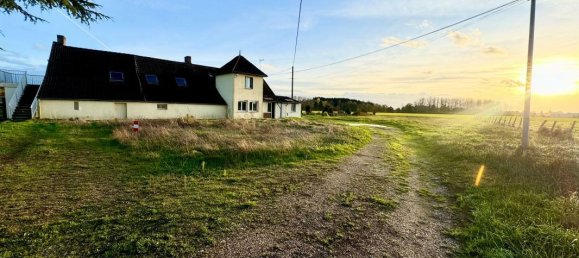 11 rooms Building in Saint-Benoit-sur-Loire, France No. 88467 15