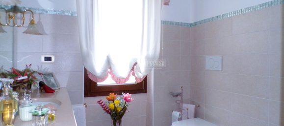 3 Schlafzimmer Haus in Pinerolo, Italy, Nr. 179419 9