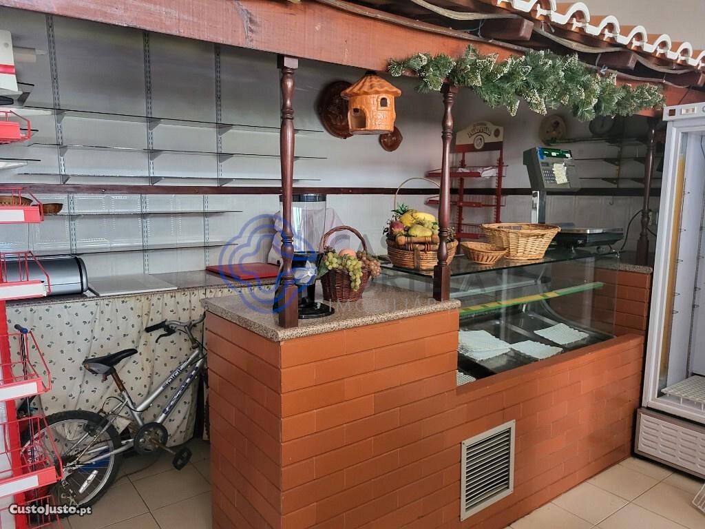 Коммерческая недвижимость 60м² в Морейра, Португалия № 36875