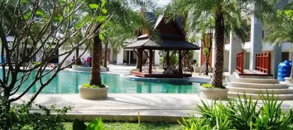 Apartamento com 4 quartos em condomínio em Naithon Beach, Thailand N.º 152296 2