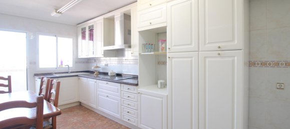 Apartamento de 3 dormitorios en Torrevieja, Spain No. 138691 23