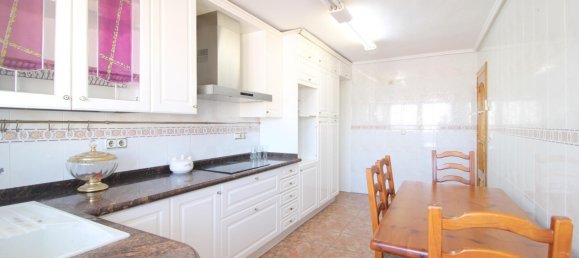 Apartamento de 3 dormitorios en Torrevieja, Spain No. 138691 21