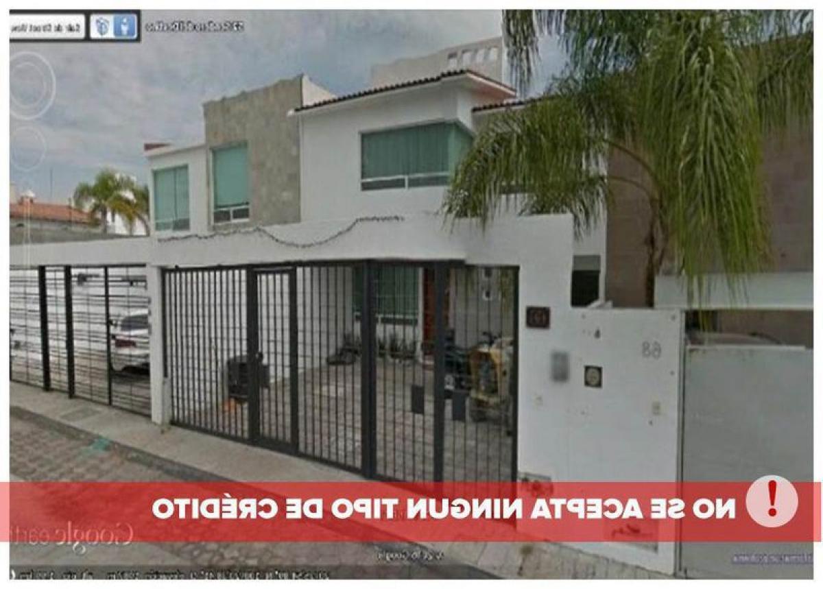 4 bedrooms House in Queretaro, Mexico No. 146630