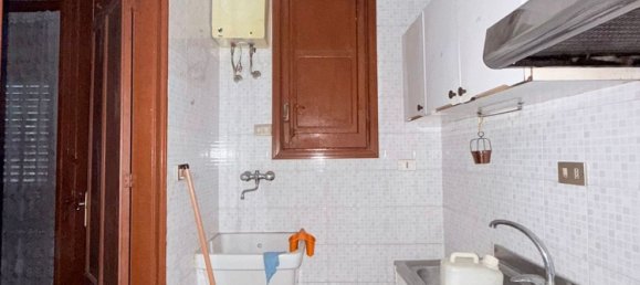 Casa de 4 divisões em Misilmeri, Italy N.º 82997 7