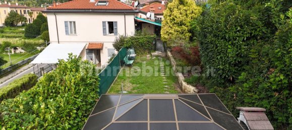 2 bedrooms Penthouse in San Fermo della Battaglia, Italy No. 381447 11