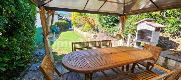 2 bedrooms Penthouse in San Fermo della Battaglia, Italy No. 381447 13