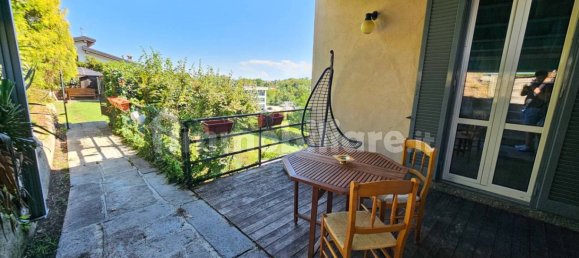 2 bedrooms Penthouse in San Fermo della Battaglia, Italy No. 381447 9