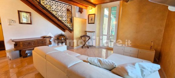 2 bedrooms Penthouse in San Fermo della Battaglia, Italy No. 381447 27