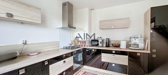 5 chambres Maison à La Ville-aux-Dames, France No. 85538 3