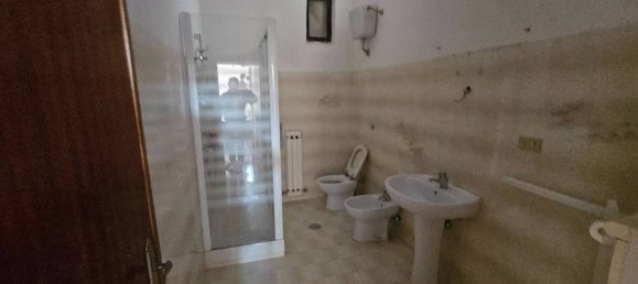 2 bedrooms Apartment in Rieti, Italy No. 303984 4