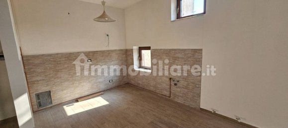 2 bedrooms Apartment in Rieti, Italy No. 303984 5