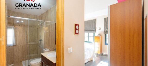 4 bedrooms House in Jun, Spain No. 94734 21