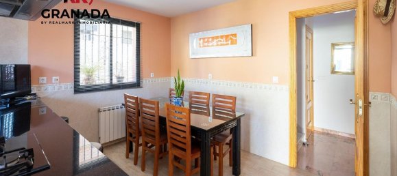 4 bedrooms House in Jun, Spain No. 94734 8