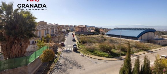 4 bedrooms House in Jun, Spain No. 94734 46