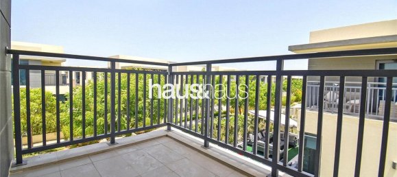 4 bedrooms Villa in Dubai Hills Estate, UAE No. 100451 3