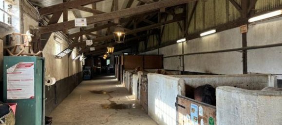 Замки и поместья с 2 спальнями в Люзарш, Франция № 357024 6