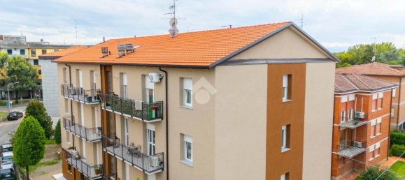 2 chambres Appartement à Reggio Emilia, Italy No. 349769 23