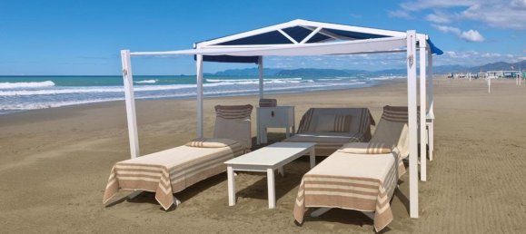 6-Zimmer Haus in Massa, Italy, Nr. 177380 24