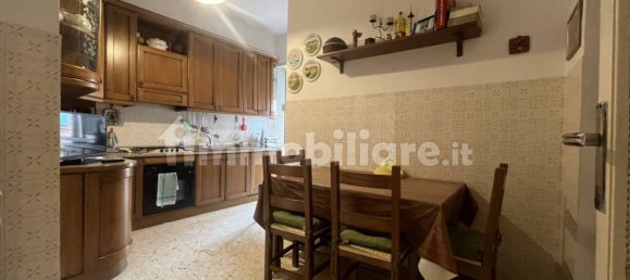 2 Schlafzimmer Wohnung in Albano Laziale, Italy, Nr. 46209 9