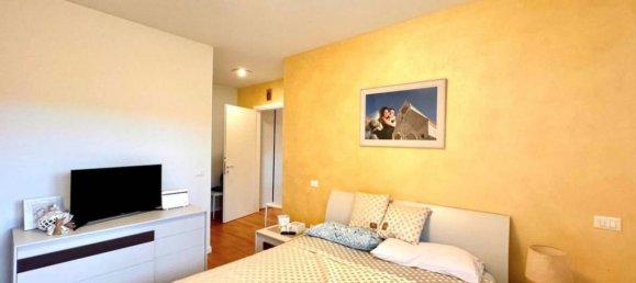 3 bedrooms Apartment in Florence, Italy No. 344858 7