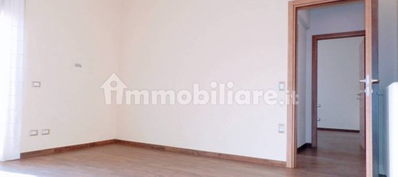 Apartamento de 3 dormitorios en Lucca, Italy No. 370678 23