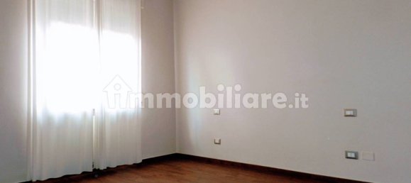 Apartamento de 3 dormitorios en Lucca, Italy No. 370678 15