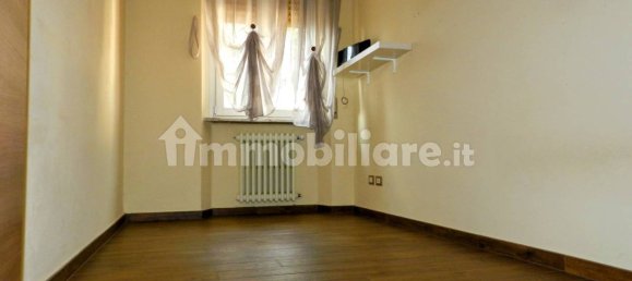 Apartamento de 3 dormitorios en Lucca, Italy No. 370678 32