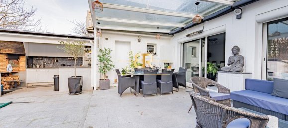 3 bedrooms House in Quincy-sous-Senart, France No. 181325 17