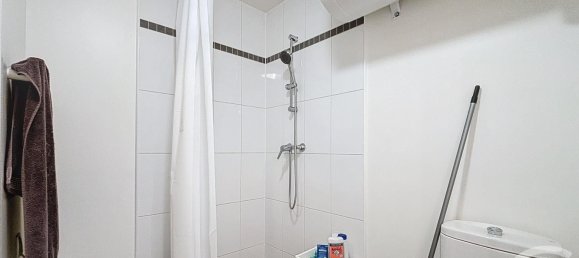 Studio in Reims, France, Nr. 160138 6