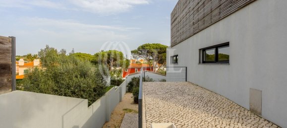 5 bedrooms Villa in Cascais, Portugal No. 236329 29