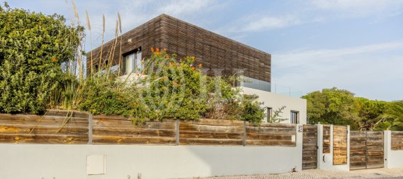 5 bedrooms Villa in Cascais, Portugal No. 236329 30