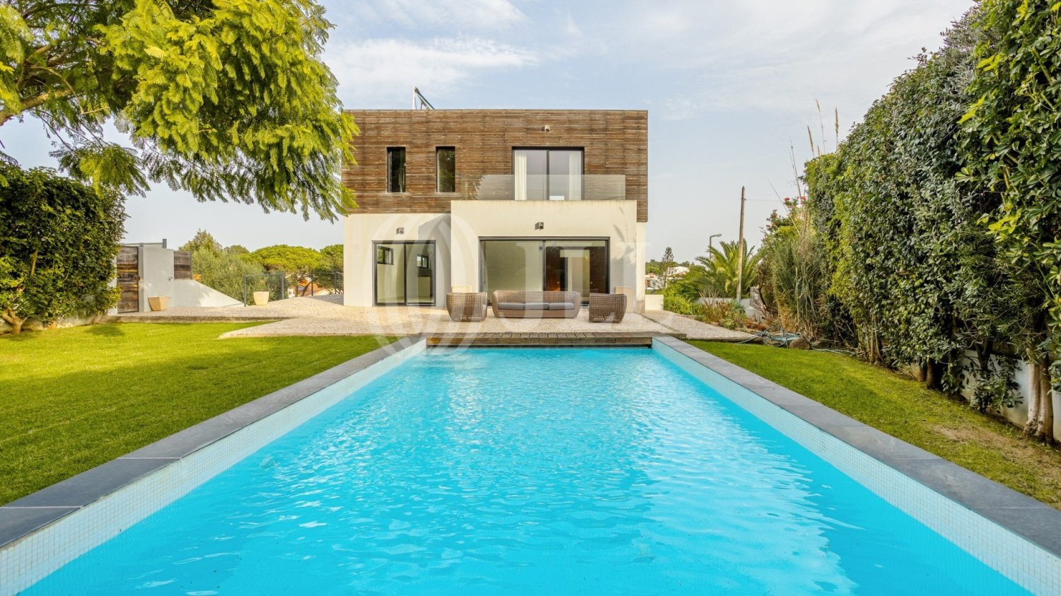 5 bedrooms Villa in Cascais, Portugal No. 236329