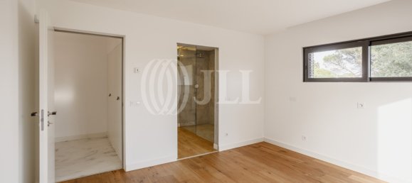 5 bedrooms Villa in Cascais, Portugal No. 236329 13