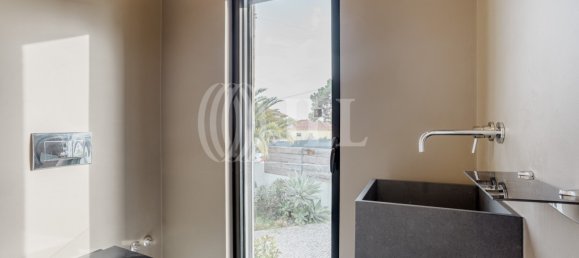 5 bedrooms Villa in Cascais, Portugal No. 236329 10