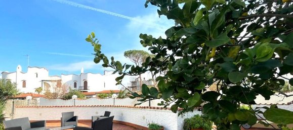 5 bedrooms Villa in Terracina, Italy No. 53519 7