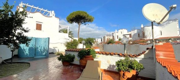 5 bedrooms Villa in Terracina, Italy No. 53519 42