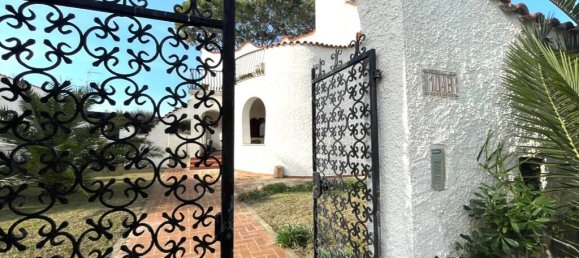 5 bedrooms Villa in Terracina, Italy No. 53519 50