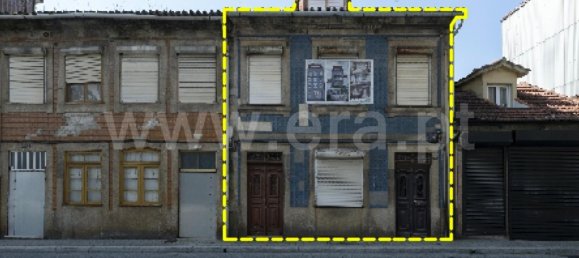 730m² Building in Porto, Portugal No. 138422 2