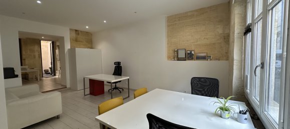 1 bedroom Apartment in Bordeaux, France No. 111087 3