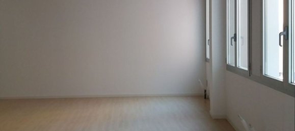 150m² Office in Saronno, Italy No. 364880 10