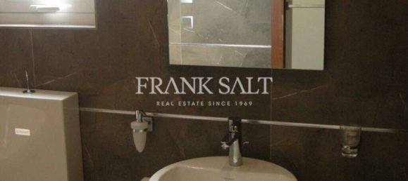 4 bedrooms Bungalow in Saint Paul's Bay, Malta No. 10692 8