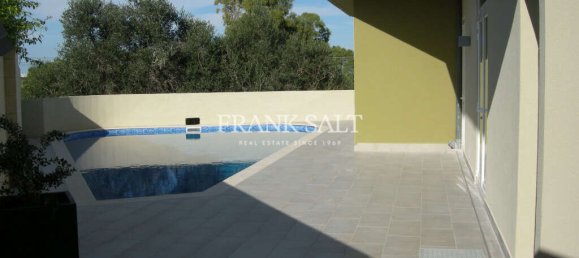 4 bedrooms Bungalow in Saint Paul's Bay, Malta No. 10692 2