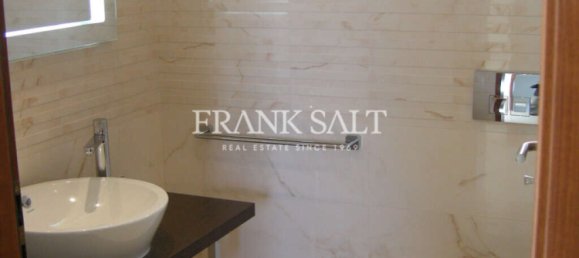 4 bedrooms Bungalow in Saint Paul's Bay, Malta No. 10692 9